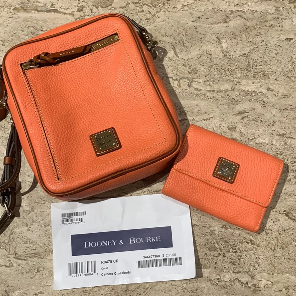 Dooney and Bourke coral pebbled leather set - Picture 1 of 4